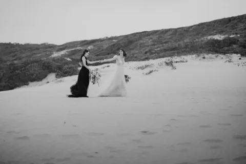 Jess & Lara / Robberg Nature Reserve · Plettenberg Bay — photography by Sharyn Hodges