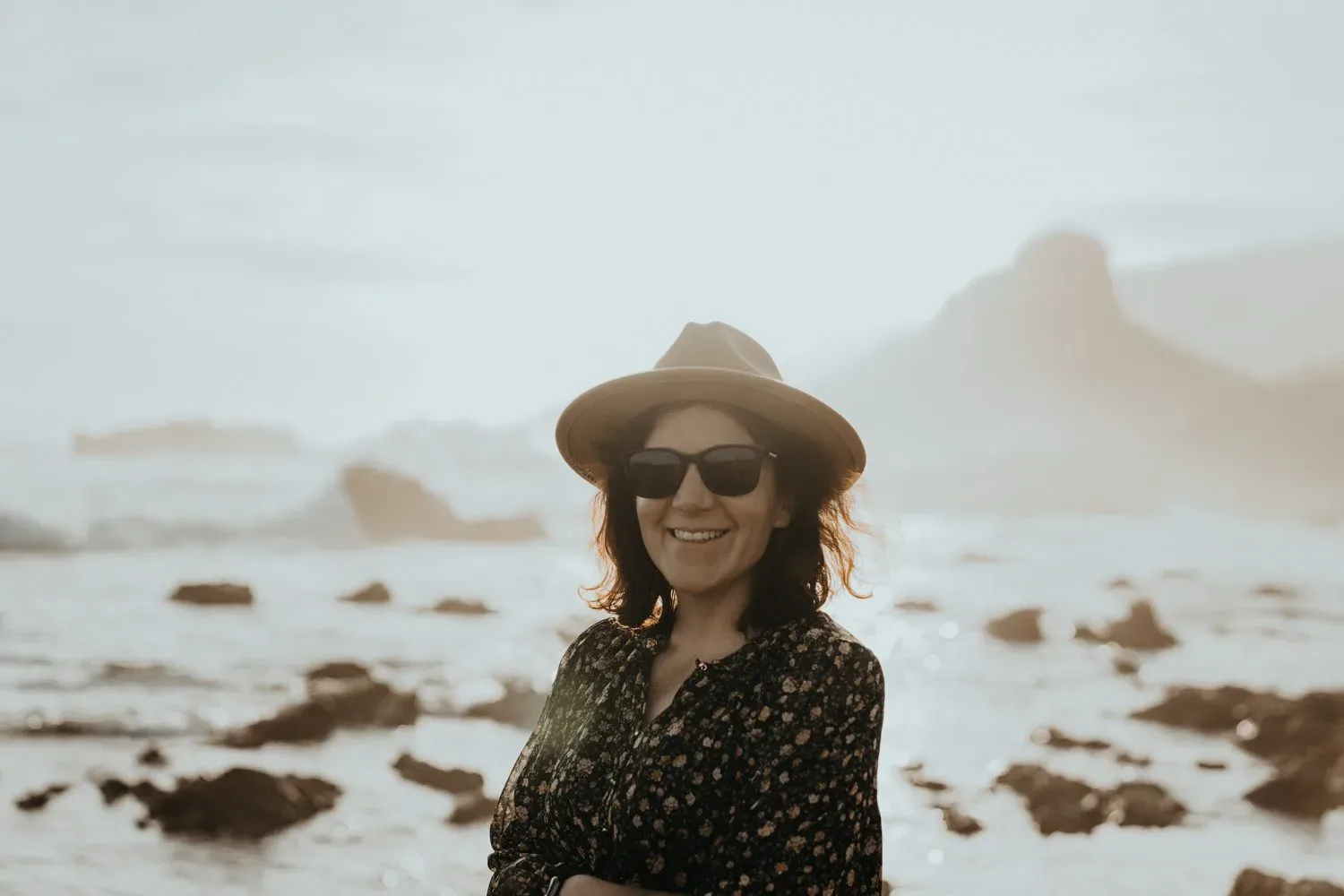 Sharyn / at home on the coast