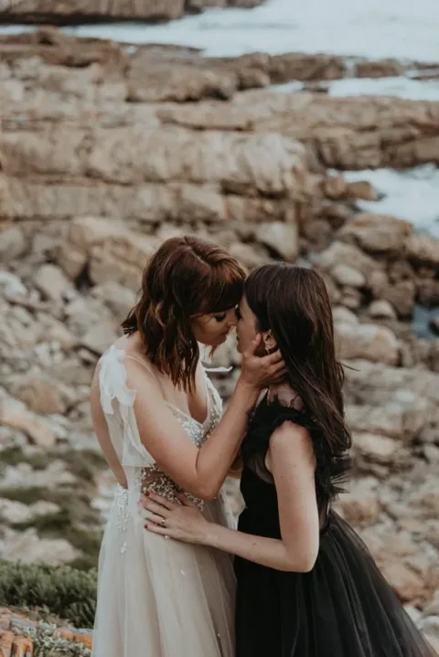 Jess & Lara / Robberg Nature Reserve · Plettenberg Bay — photography by Sharyn Hodges