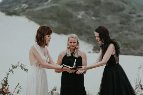 Jess & Lara / Robberg Nature Reserve · Plettenberg Bay — photography by Sharyn Hodges