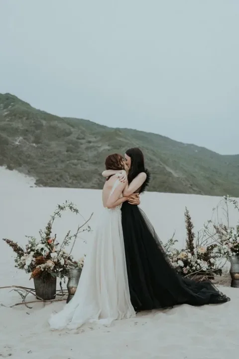 Jess & Lara / Robberg Nature Reserve · Plettenberg Bay — photography by Sharyn Hodges