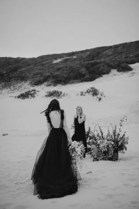 Jess & Lara / Robberg Nature Reserve · Plettenberg Bay — photography by Sharyn Hodges