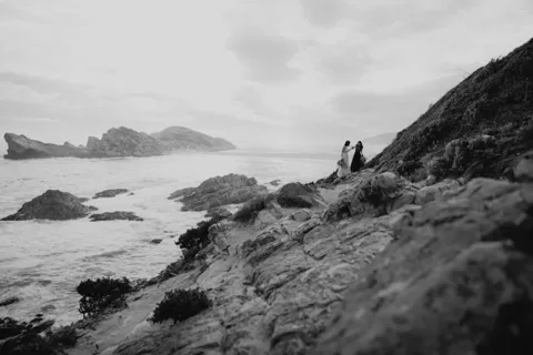 Jess & Lara / Robberg Nature Reserve · Plettenberg Bay — photography by Sharyn Hodges